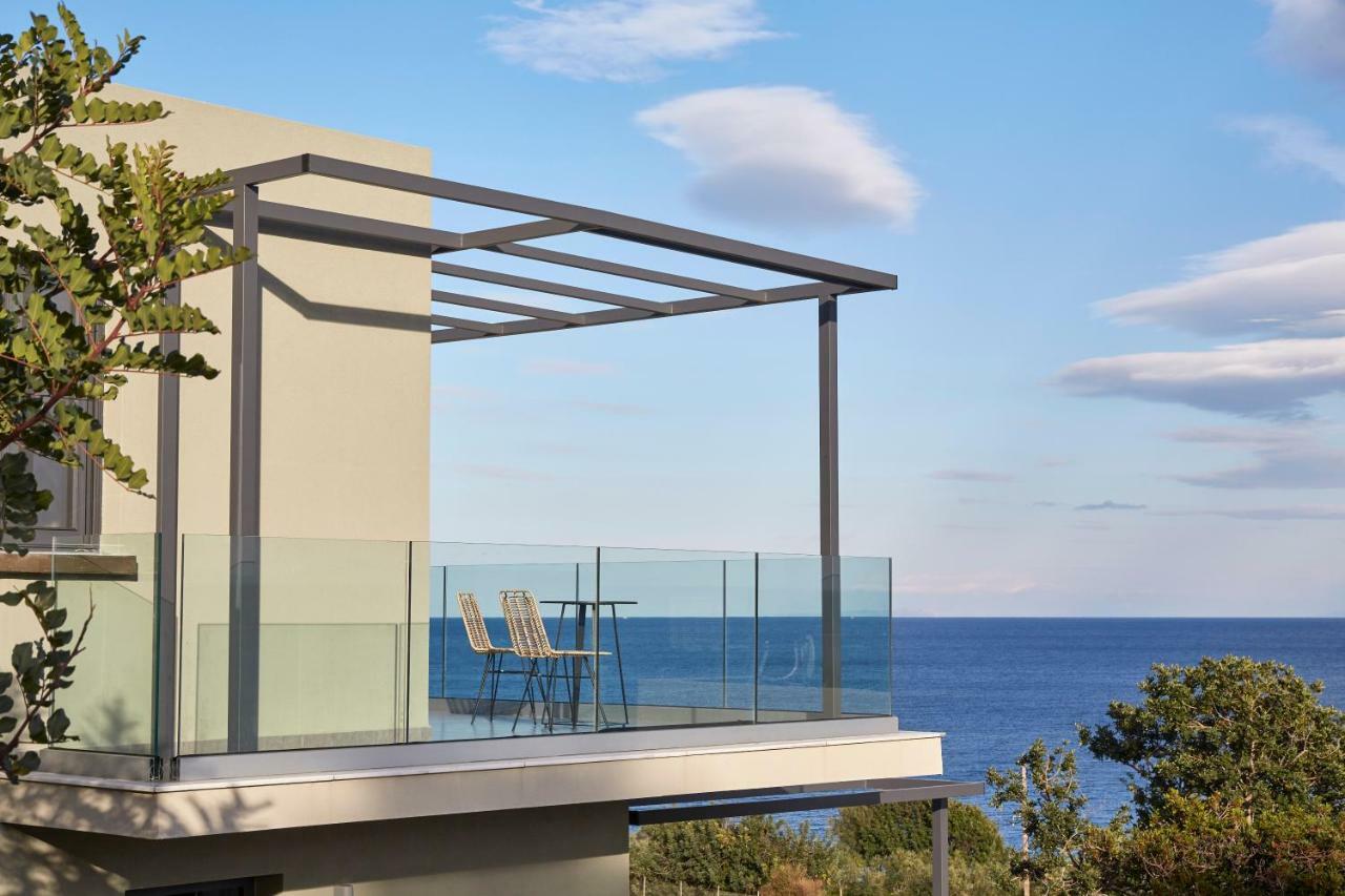 Villa Blue Sea Spathíon Buitenkant foto